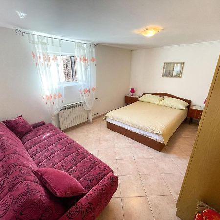 Apartmani Leonarda Jadranovo Buitenkant foto