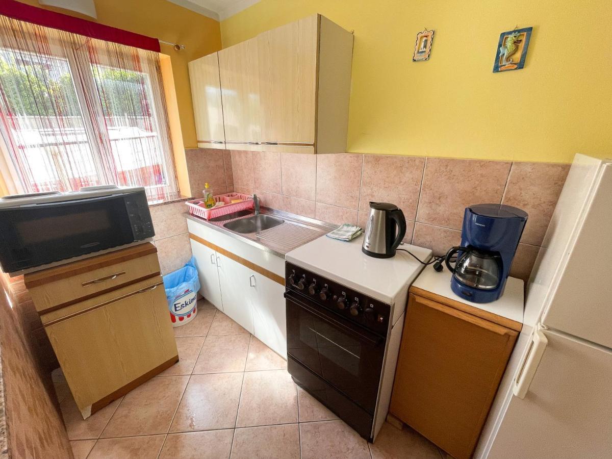 Apartmani Leonarda Jadranovo Buitenkant foto